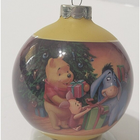 Vintage 1999 Disney Winnie The Pooh A Christmas To Remember Ornament Glass Ball - Picture 3 of 8